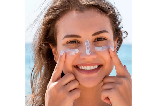 Sunscreen and Anti-Aging: How UV Protection Prevents Wrinkles and Dark Spots